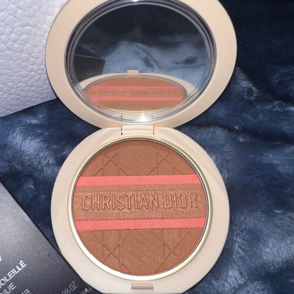 Dior bronzer makup💞 - Picture 3 of 3